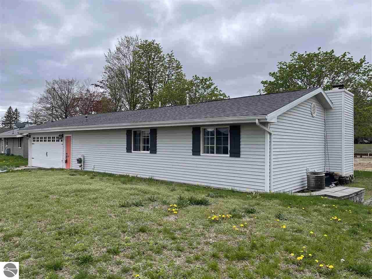 5474 Oakridge Drive - Photo 1