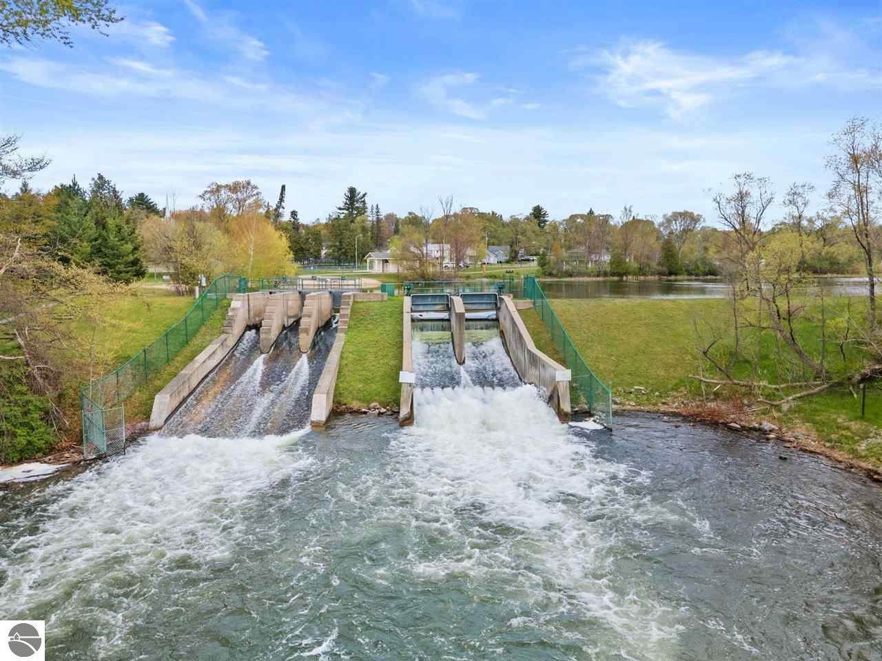 204 Portage Drive - Photo 1