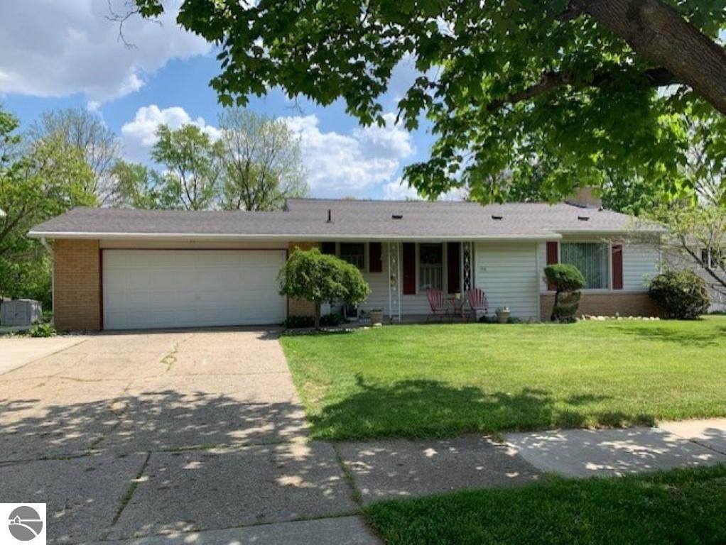 198 Pineview Drive - Photo 1
