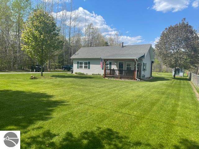 6678 Esmond Road - Photo 1