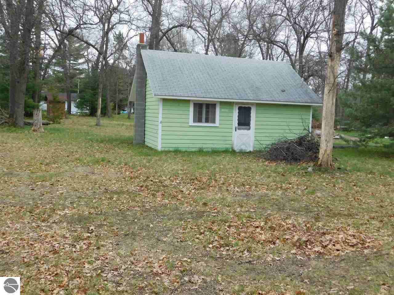 5323 Oak Drive - Photo 1
