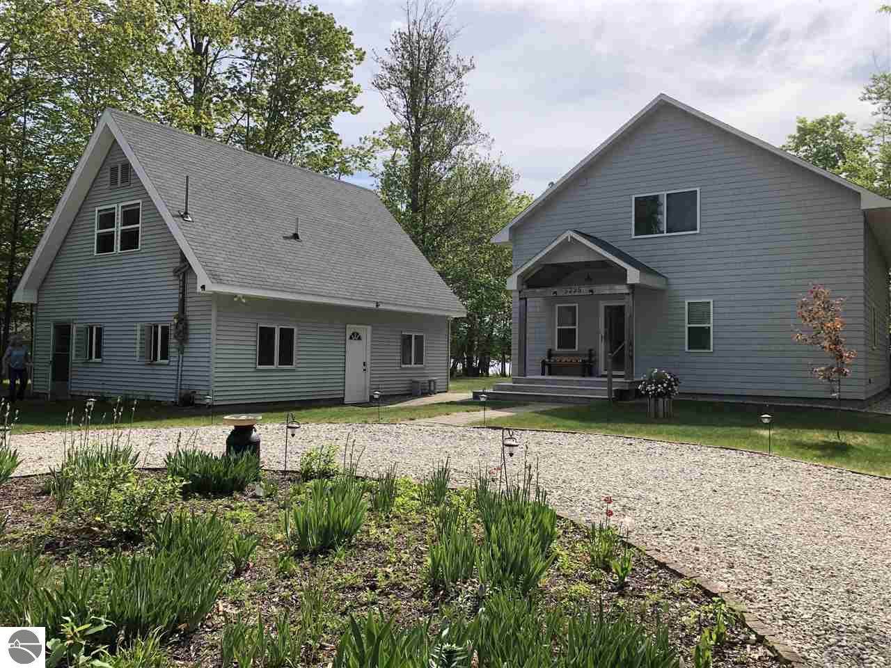 5225 Sylvan Point Road - Photo 1