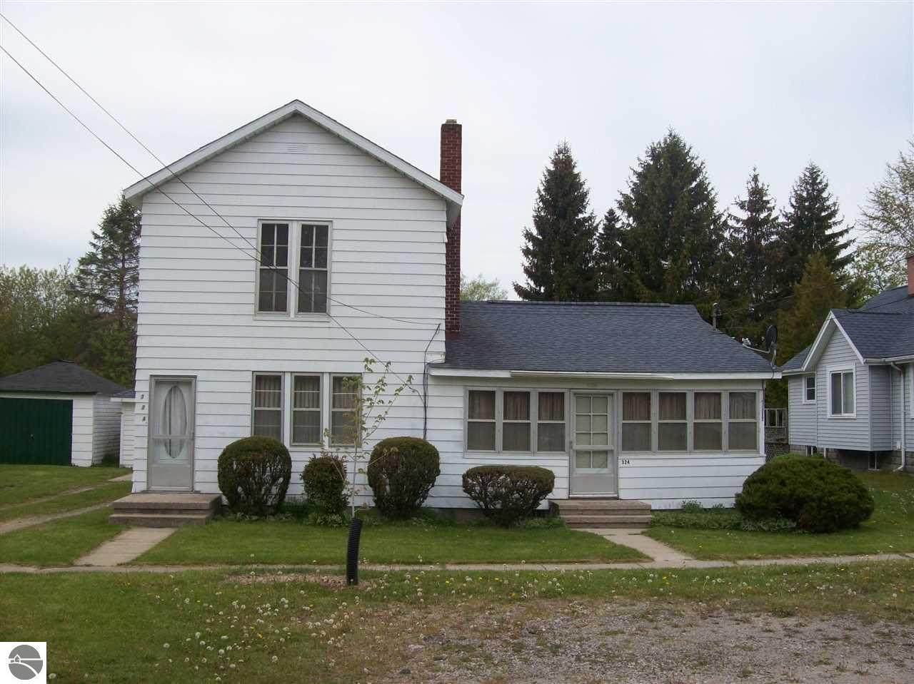 324 7th Avenue - Photo 1