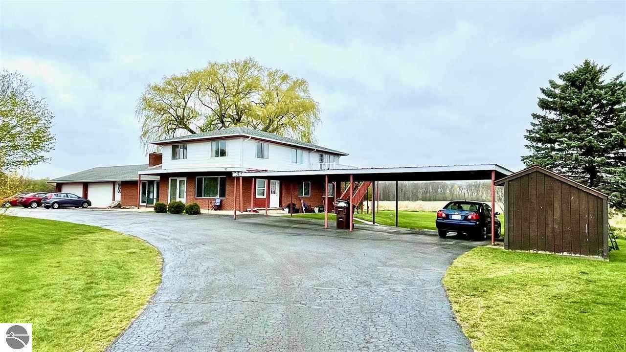 3917 Baseline Road - Photo 1