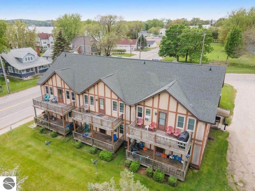 5098 Main Street - Photo 1