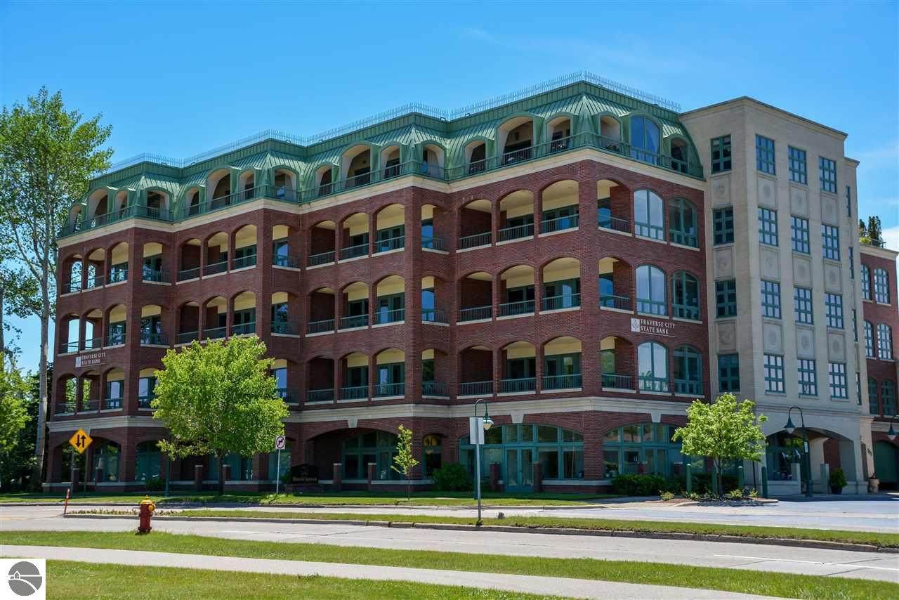333 Grandview Parkway - Photo 1