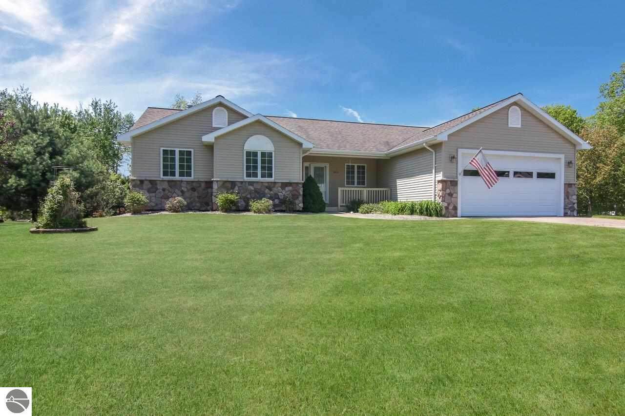 8673 Sun Bay Court - Photo 1