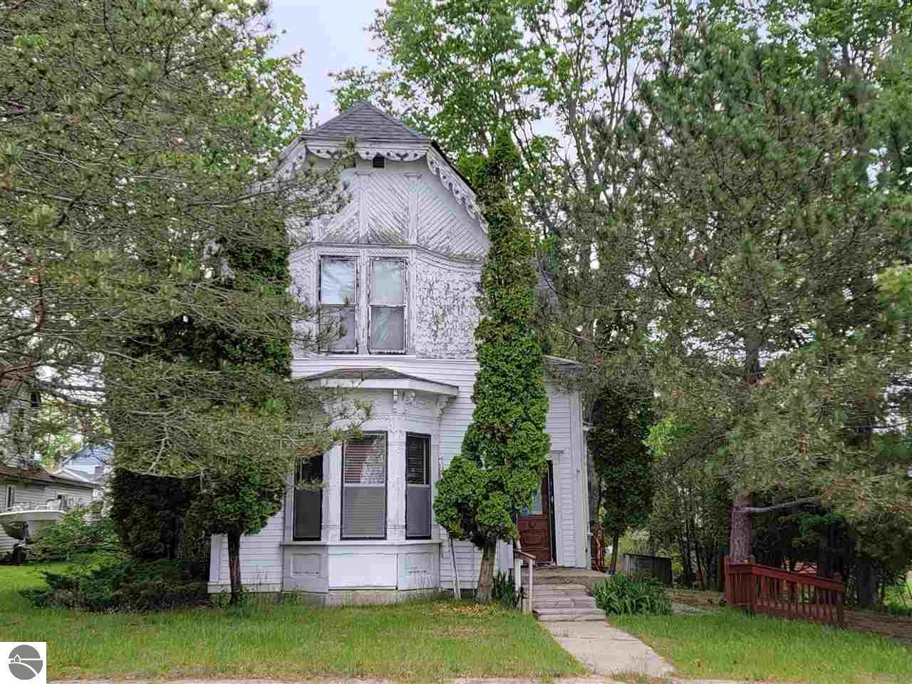 308 Dwight Avenue - Photo 1