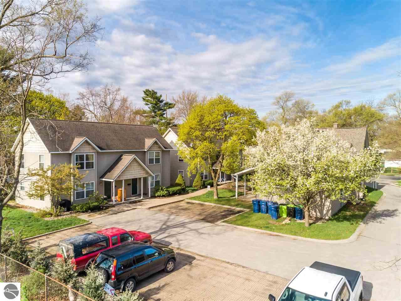 319 Garfield Avenue - Photo 1