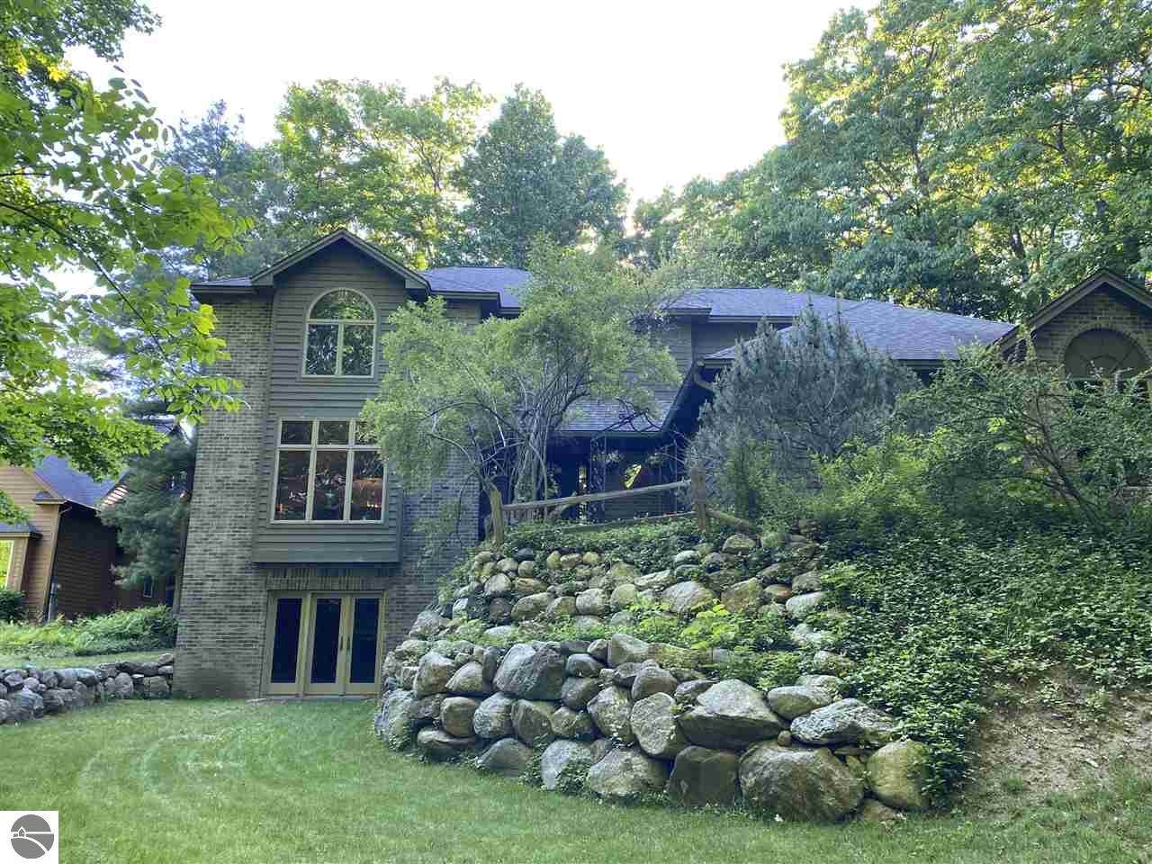 7565 Peaceful Valley Road - Photo 1