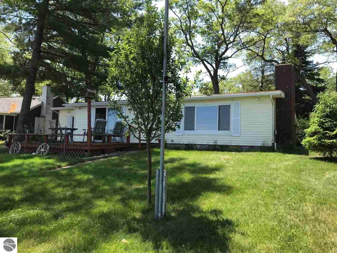 6414 West Shore Drive - Photo 1