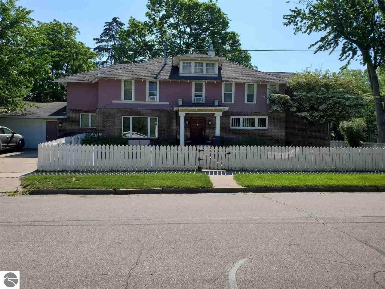 304 Lansing Street - Photo 1