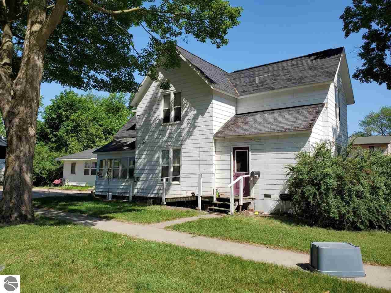 428 Oak Street - Photo 1