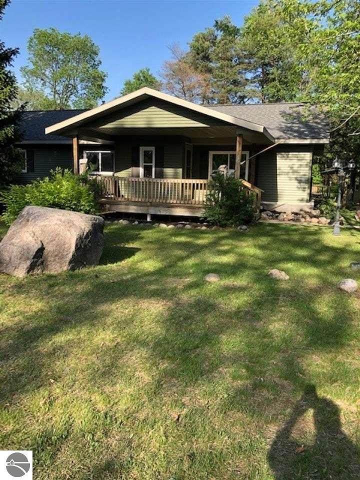 3735 Anna Drive - Photo 1