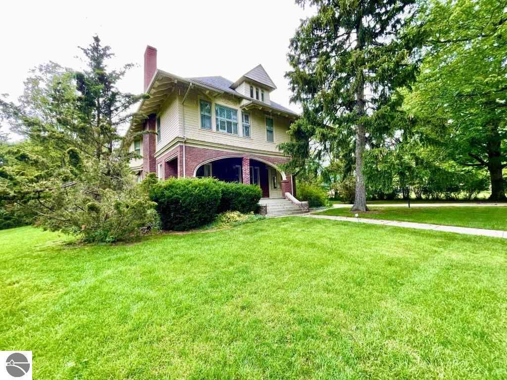 623 State Street - Photo 1