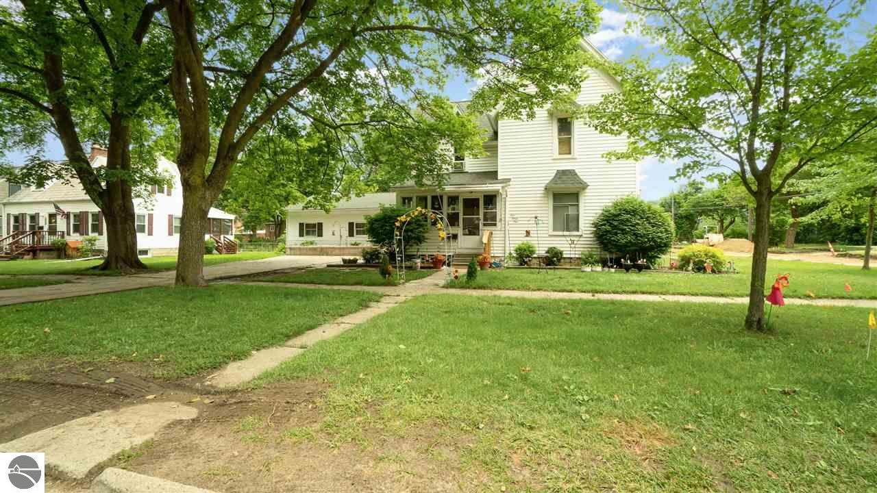 931 Fancher Avenue - Photo 1