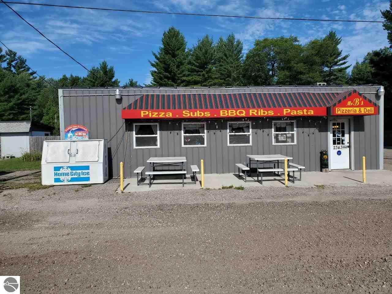 2343 N St Helen Road - Photo 1