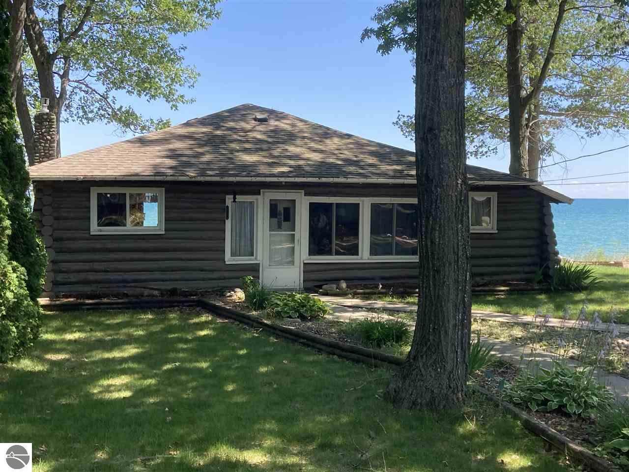 968 Huron Street - Photo 1
