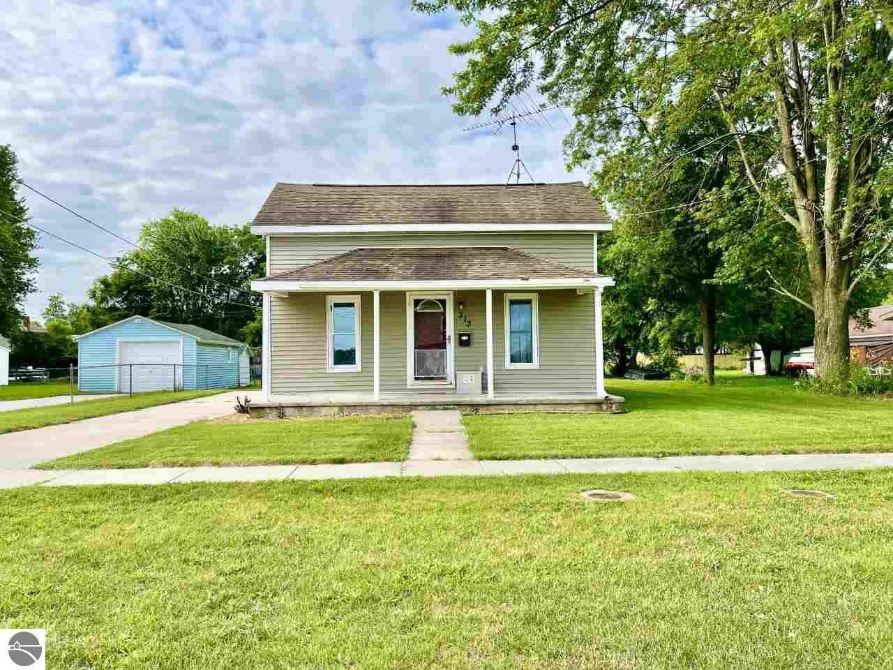 313 North Street - Photo 1