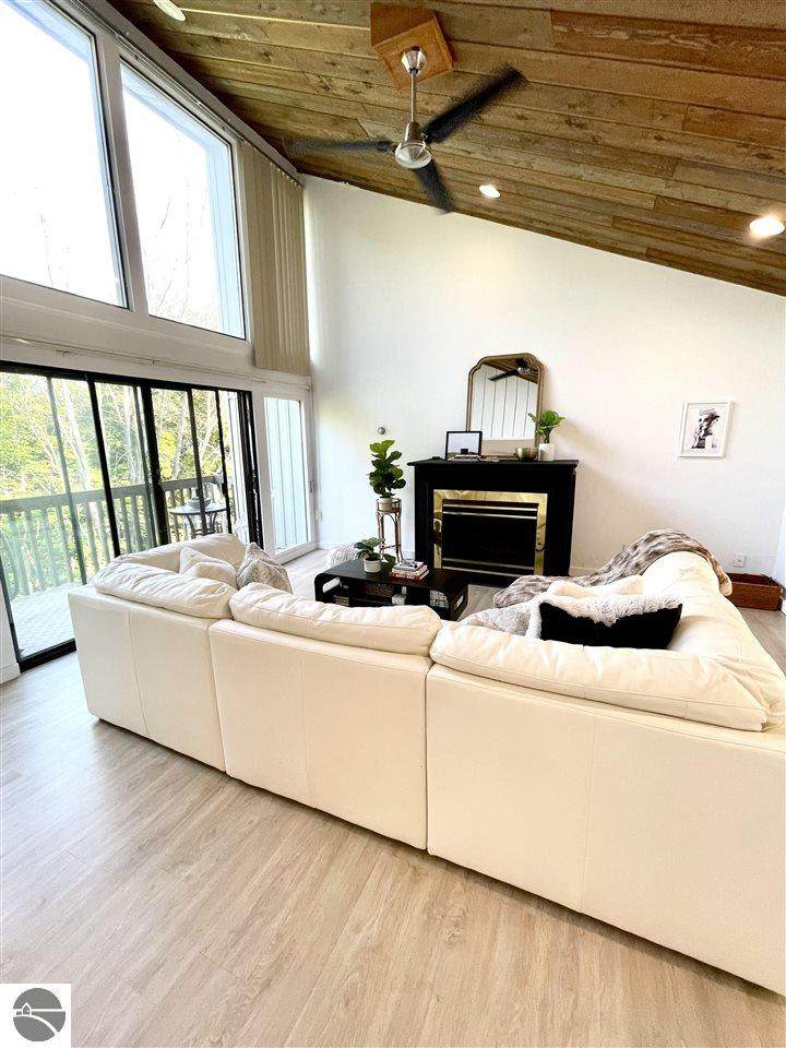 11002 Blue Ridge Lane - Photo 1