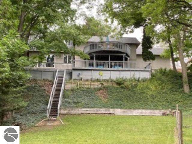 210 Genessee - Photo 1