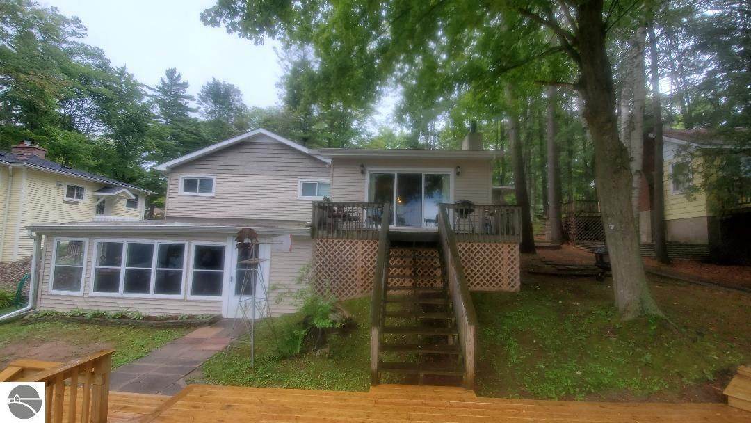 1340 Lake Drive - Photo 1