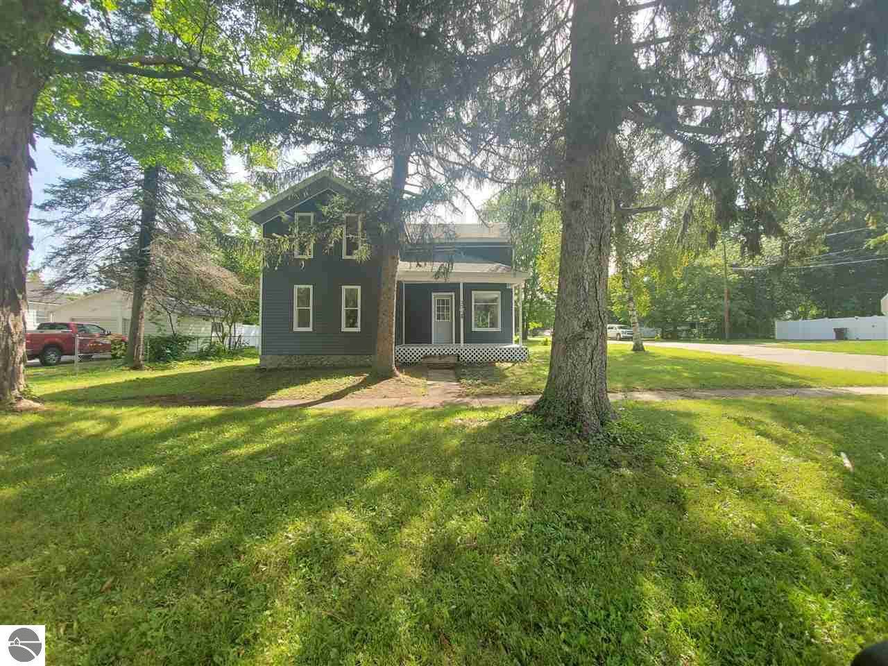 204 Chippewa - Photo 1