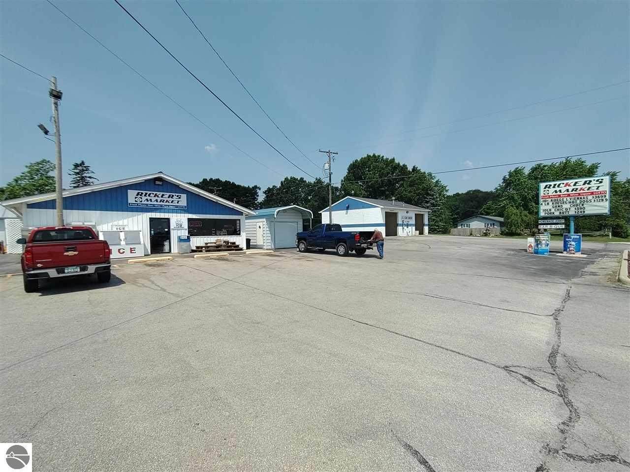 503 Huron Avenue - Photo 1