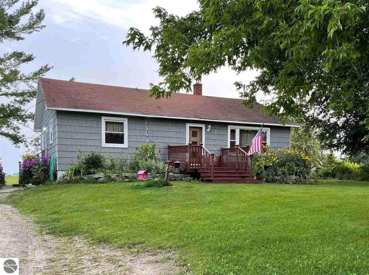960 Ausable Road - Photo 1