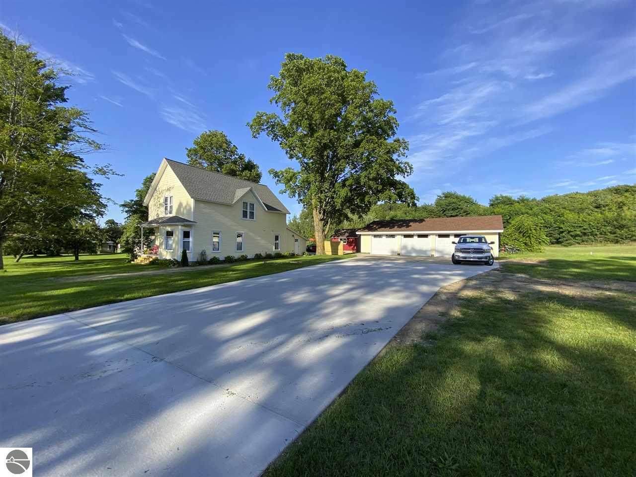 8773 Maple City Road - Photo 1