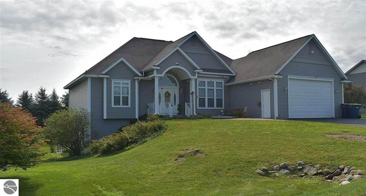 4099 Hidden Creek Drive - Photo 1