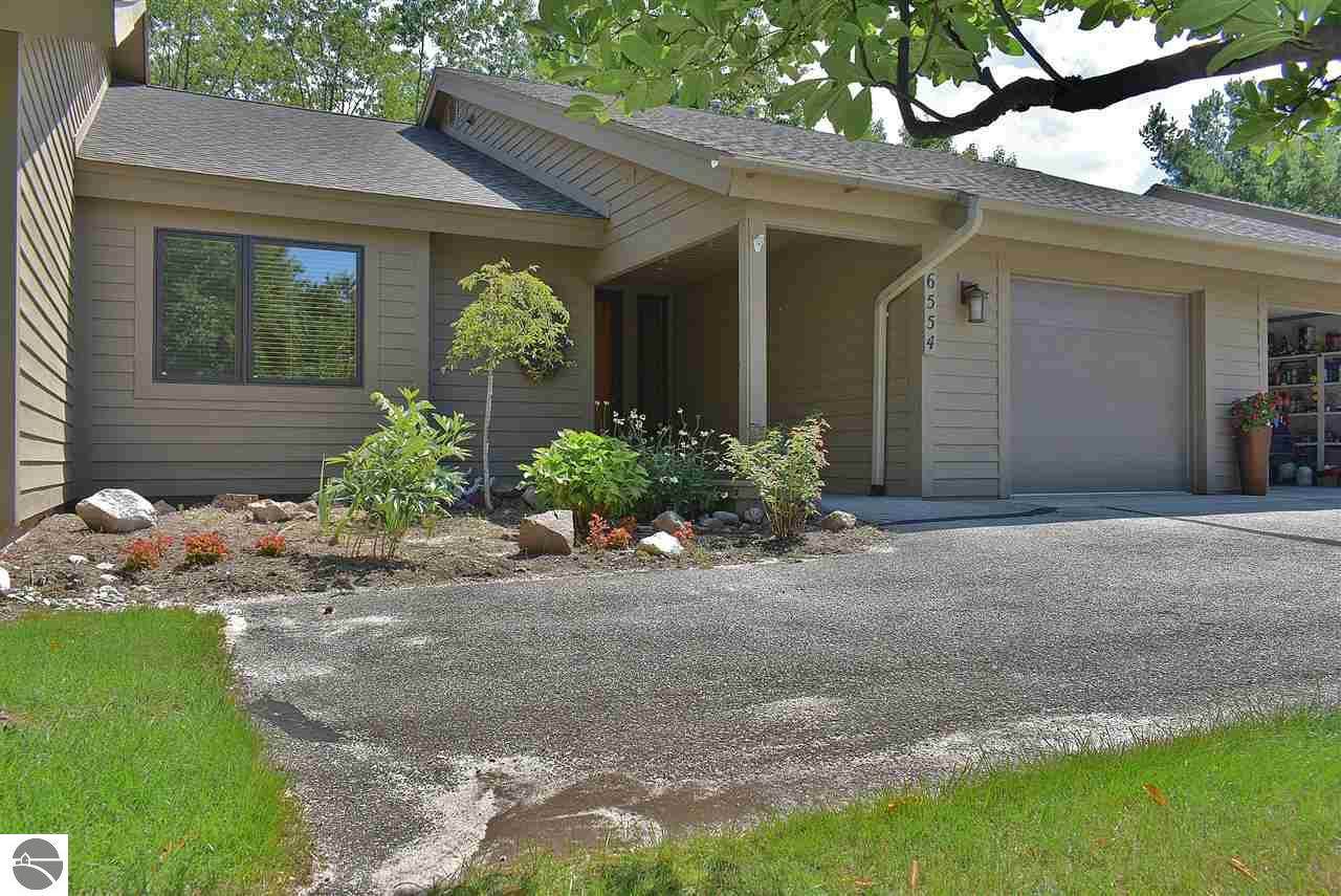 6554 Mission Ridge - Photo 1