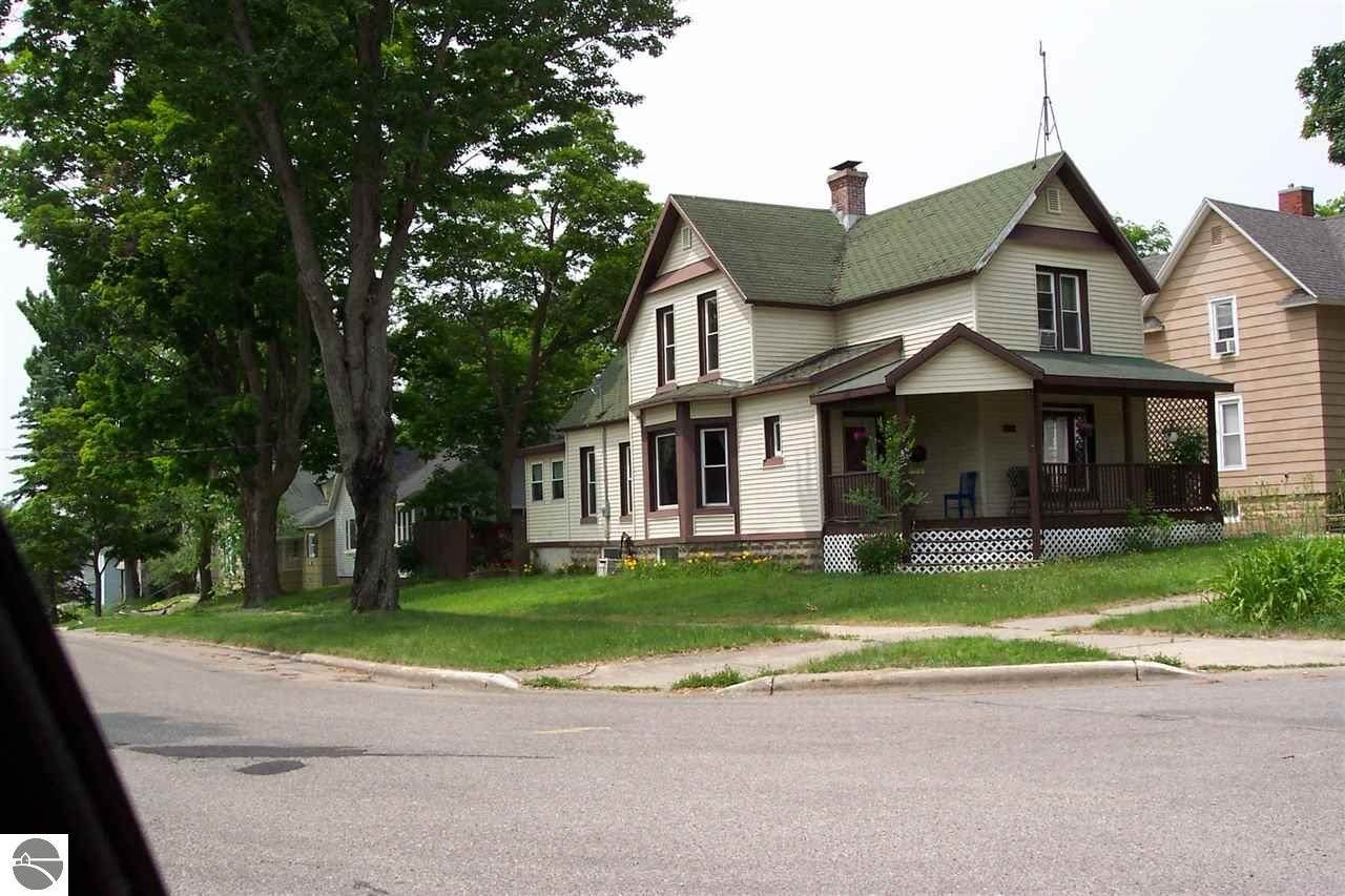 422 Prospect Street - Photo 1