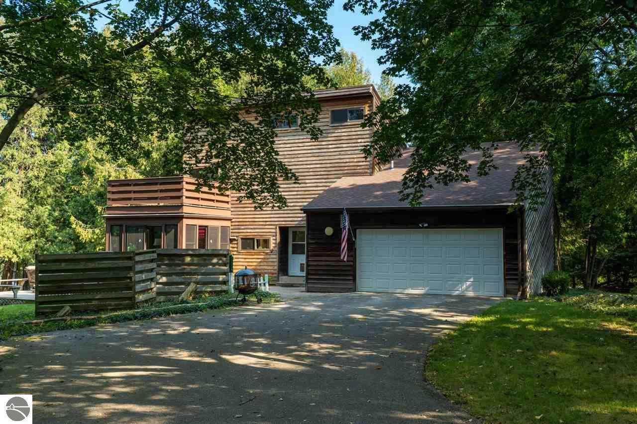 20 Cedar - Photo 1