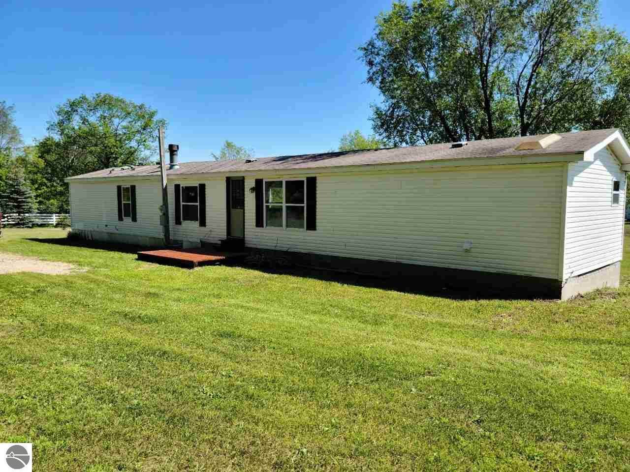 6524 Kelly Road - Photo 1