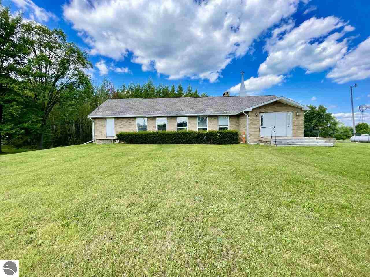 8723 Howard City Edmore Road - Photo 1
