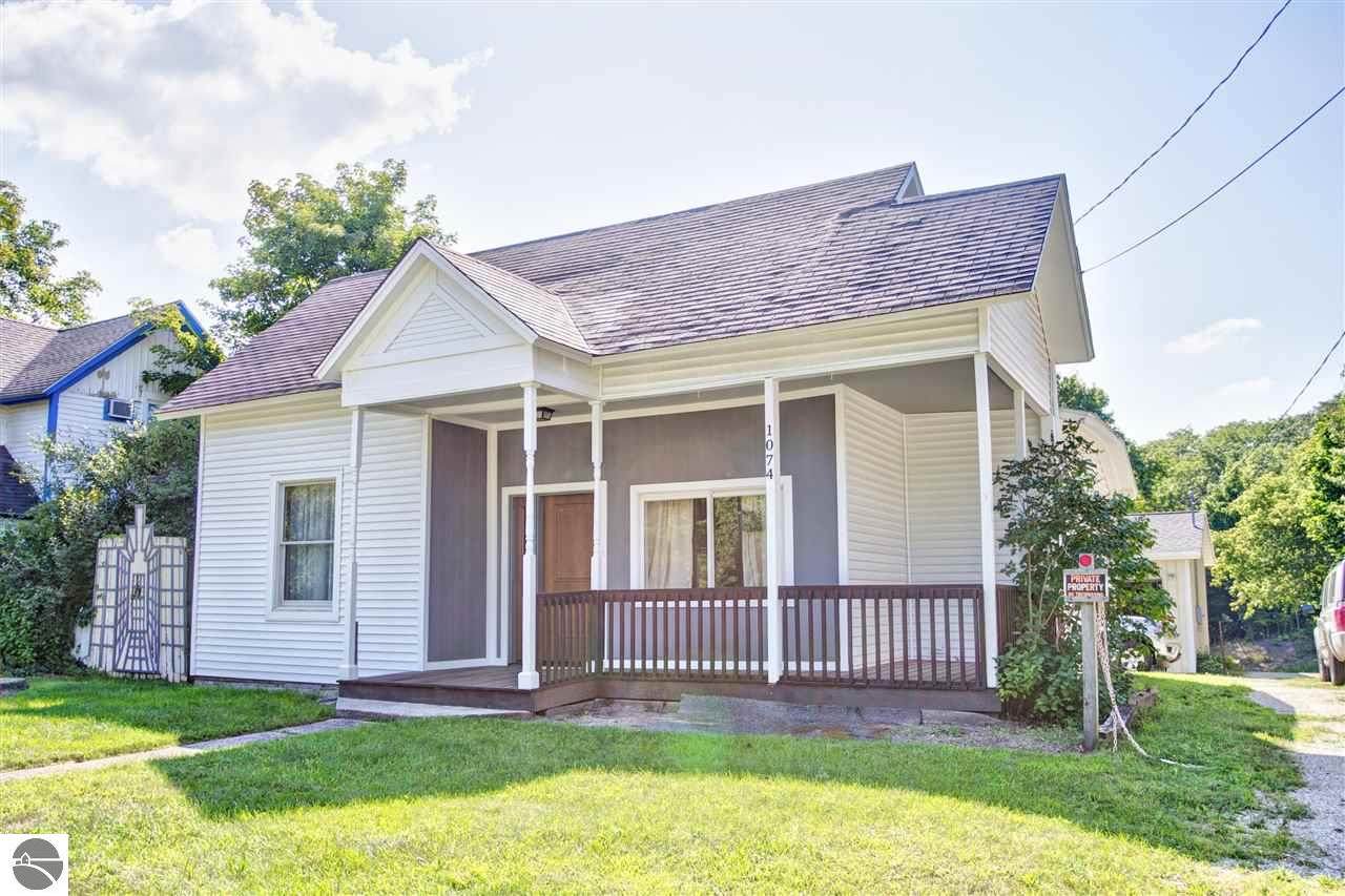 1074 Michigan Avenue - Photo 1