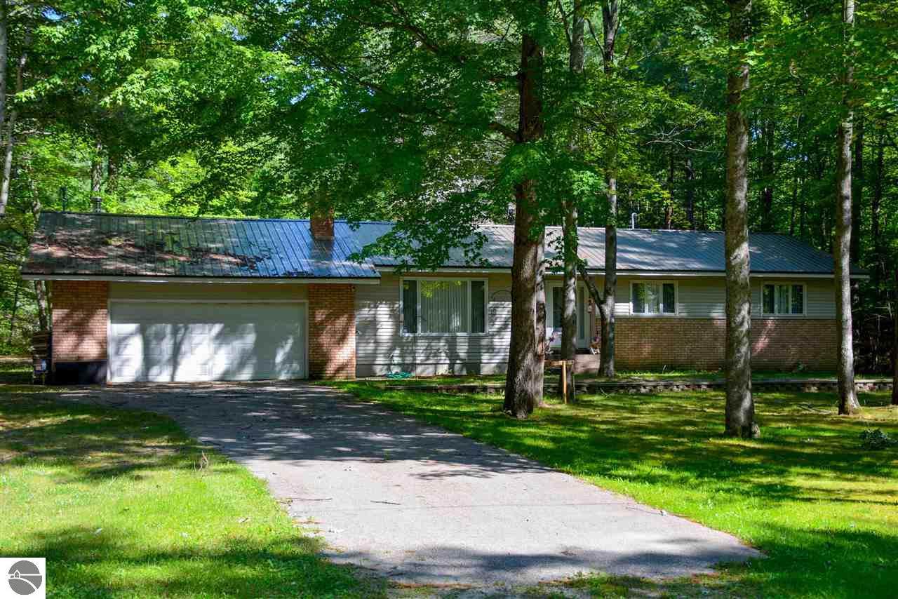 2596 Birchcrest Drive - Photo 1