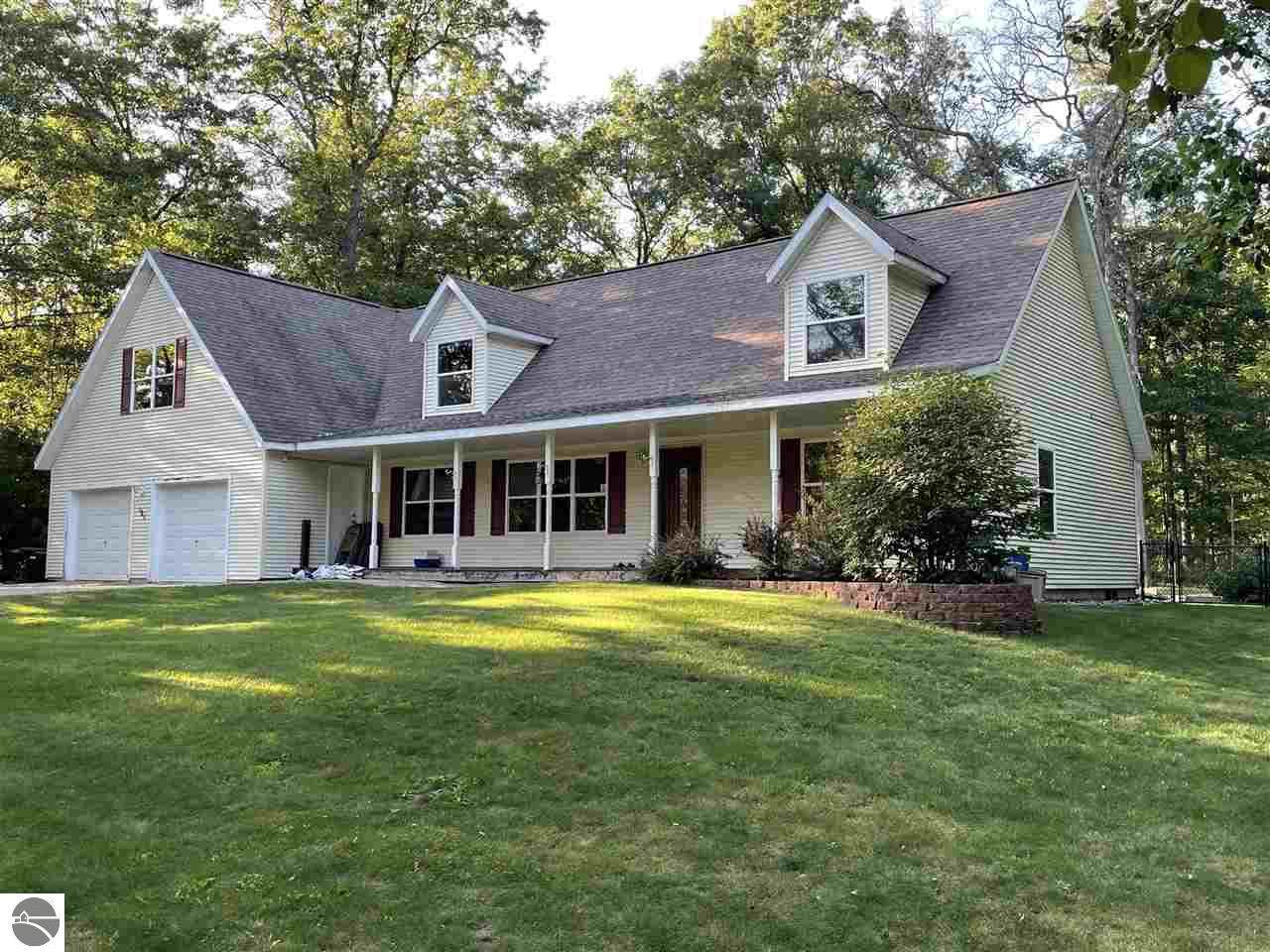 101 Rolling Oak Lane - Photo 1