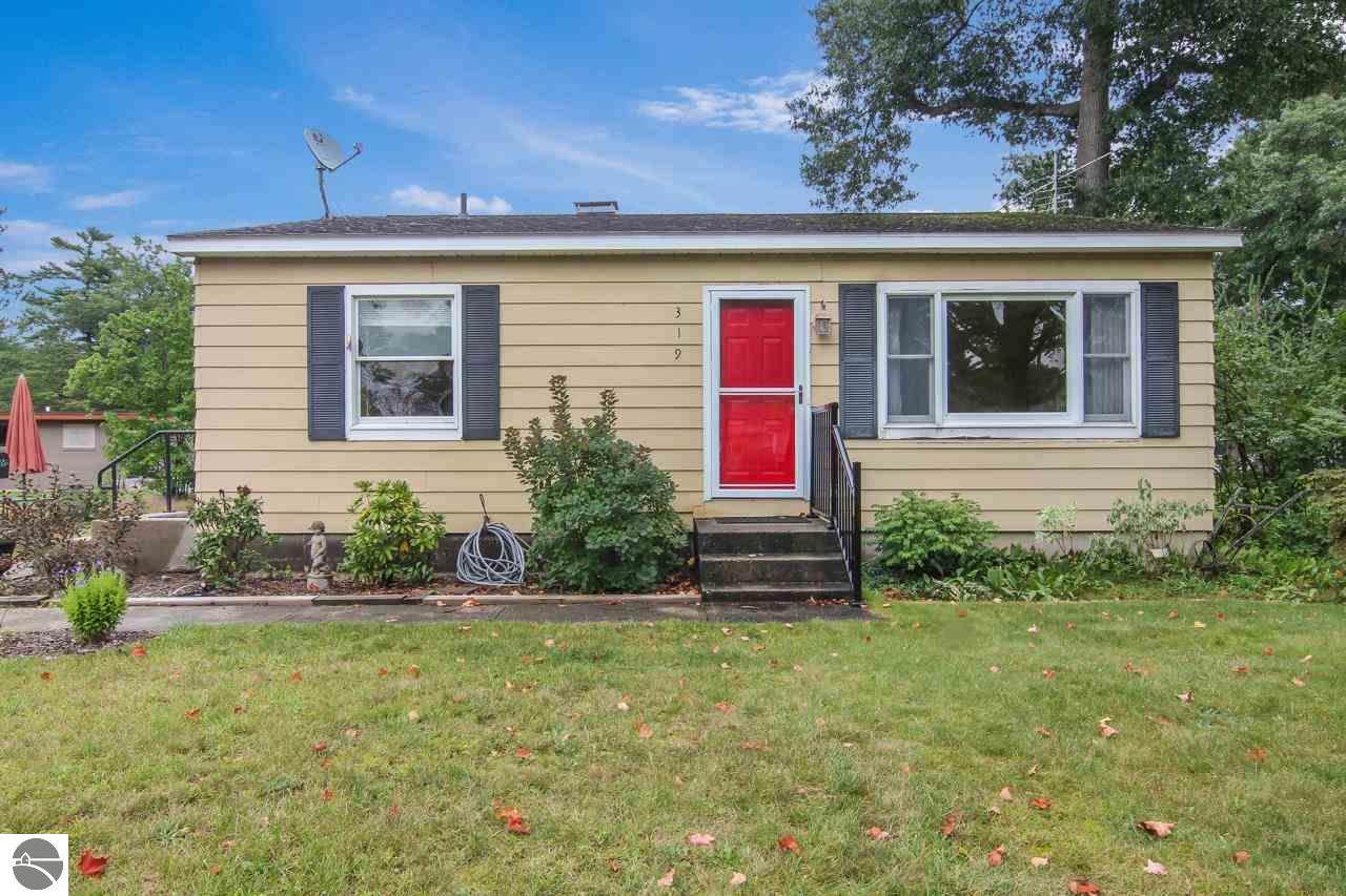 319 Hamilton Street - Photo 1