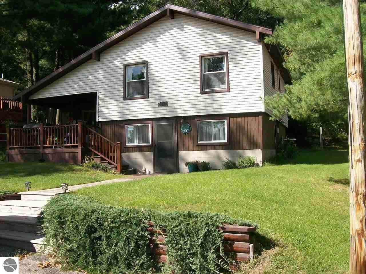 1847 Ogemaw Trail - Photo 1