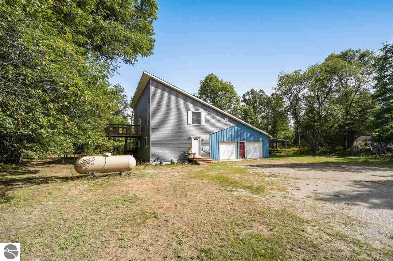 9324 County Line Road - Photo 1