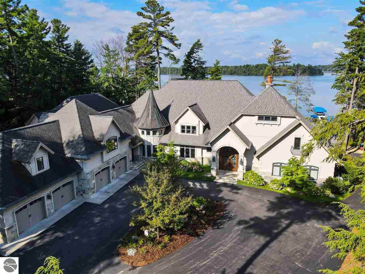3001 Forest Lodge Drive - Photo 1
