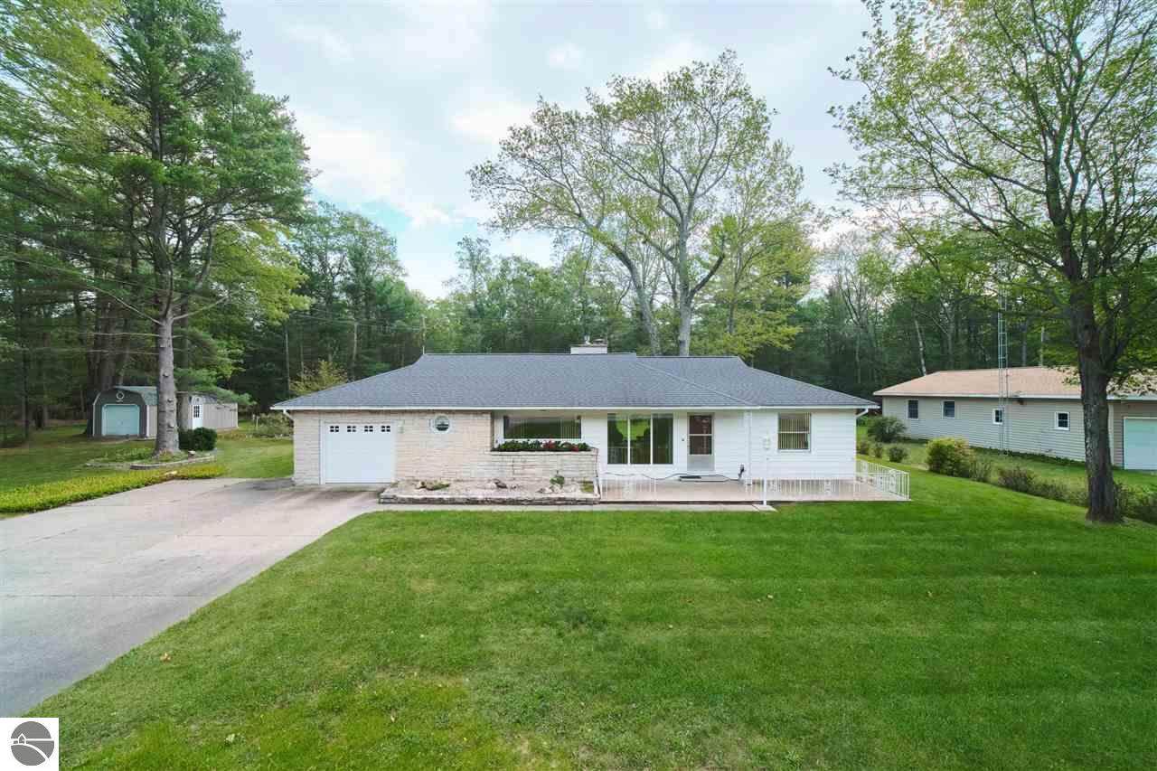2931 Chippewa Highway - Photo 1