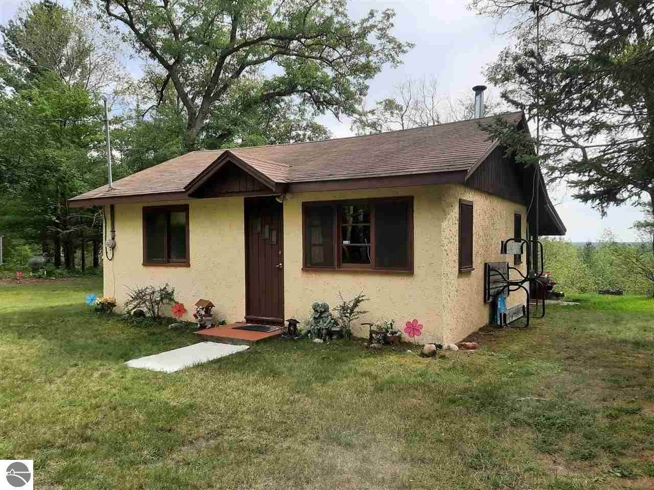 6591 Mattis Drive - Photo 1