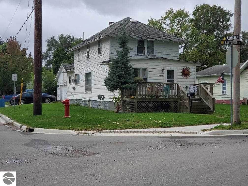 1040 Eastward Street - Photo 1