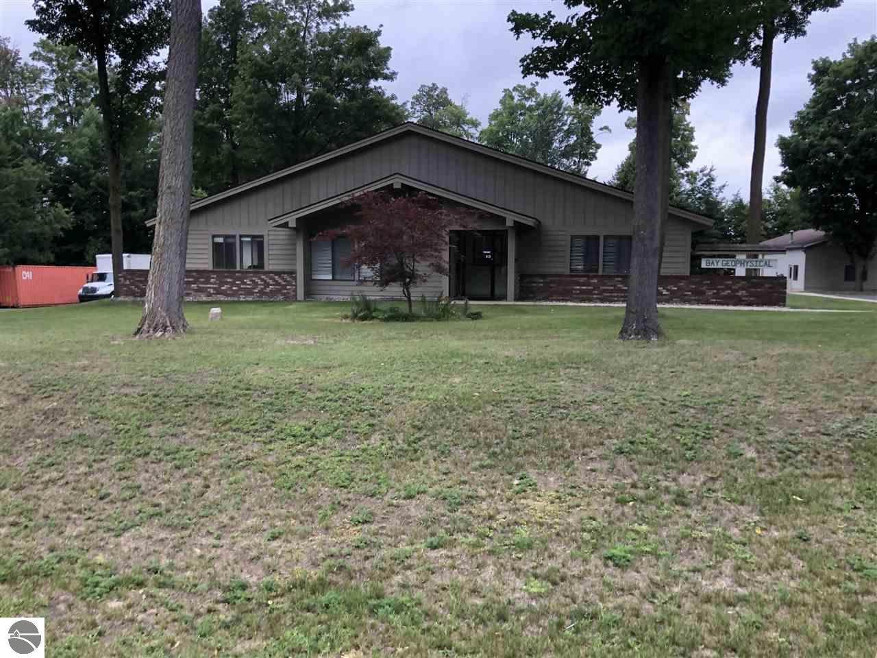 528 Hughes Drive - Photo 1