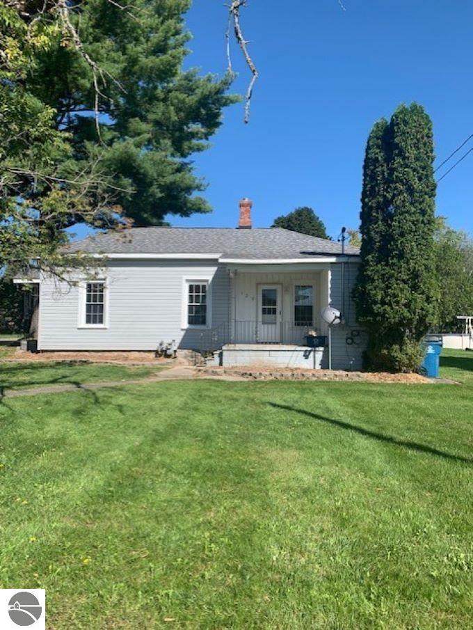 129 Lindsay Street - Photo 1