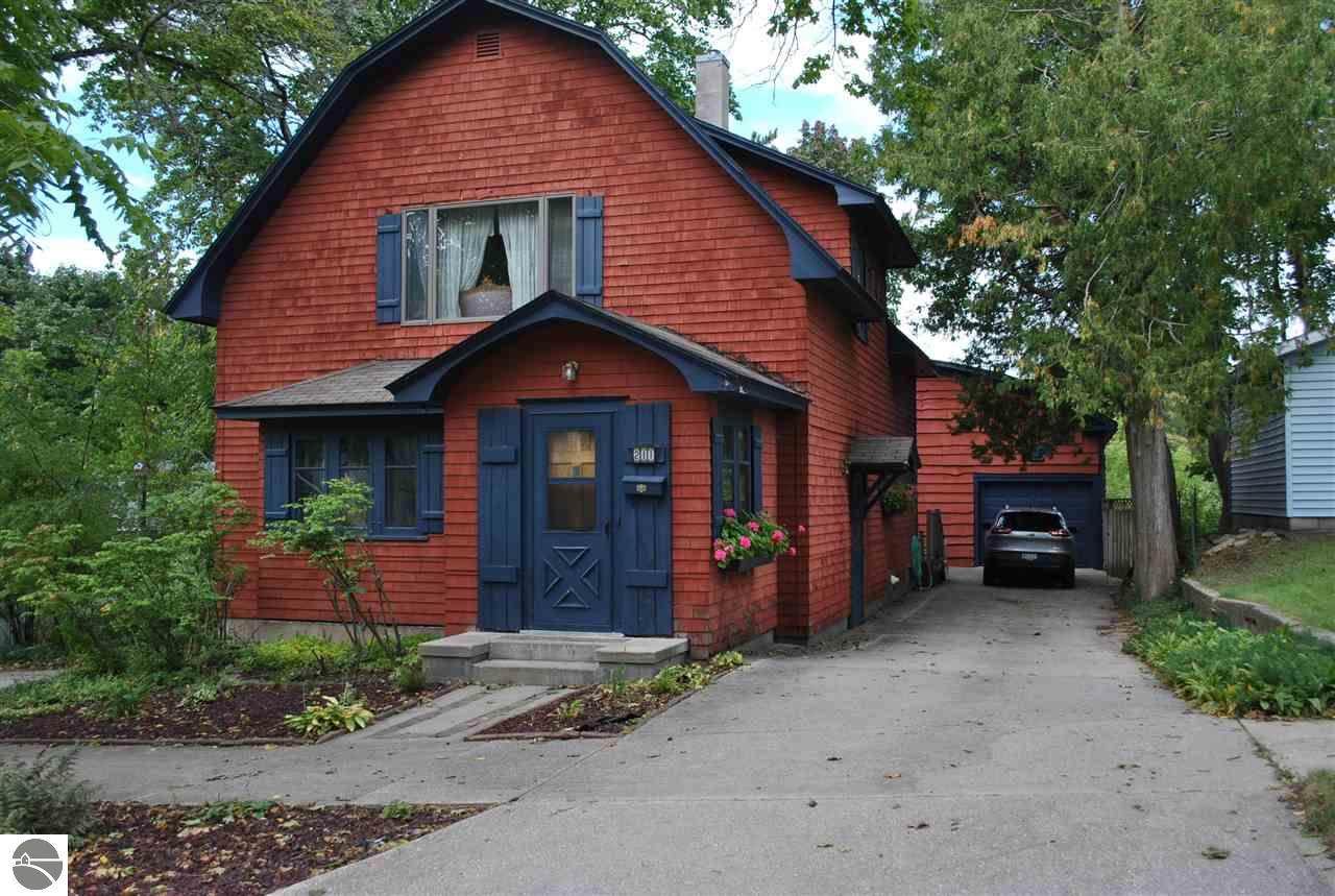 211 Division Street - Photo 1