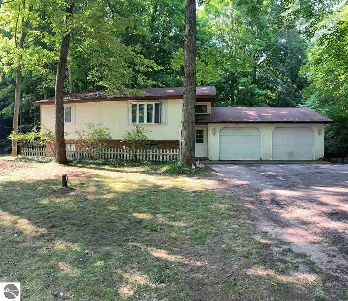 256 Peninsula Trail - Photo 1